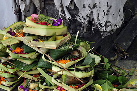 banten bali offering