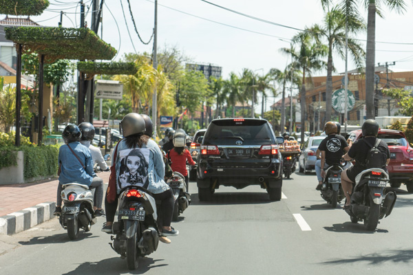 Busy street in Denpasar-Bali