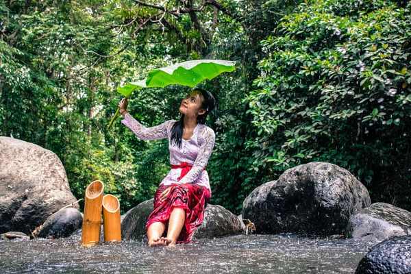 raining in Bali