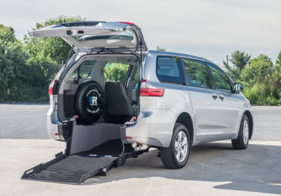 wheelchair friendly transport car