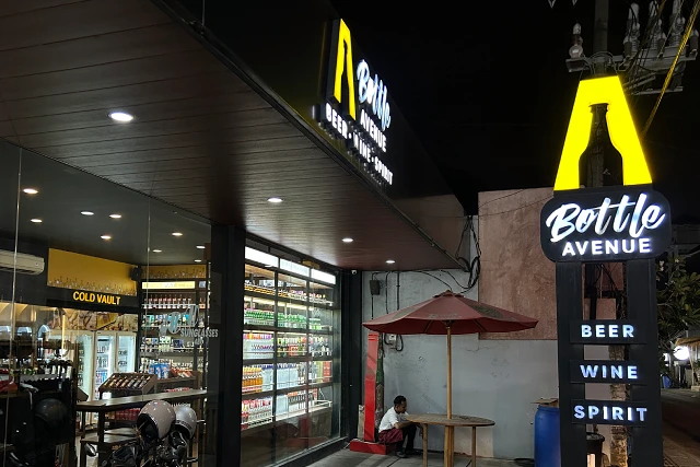 alcohol shop liquor shopping